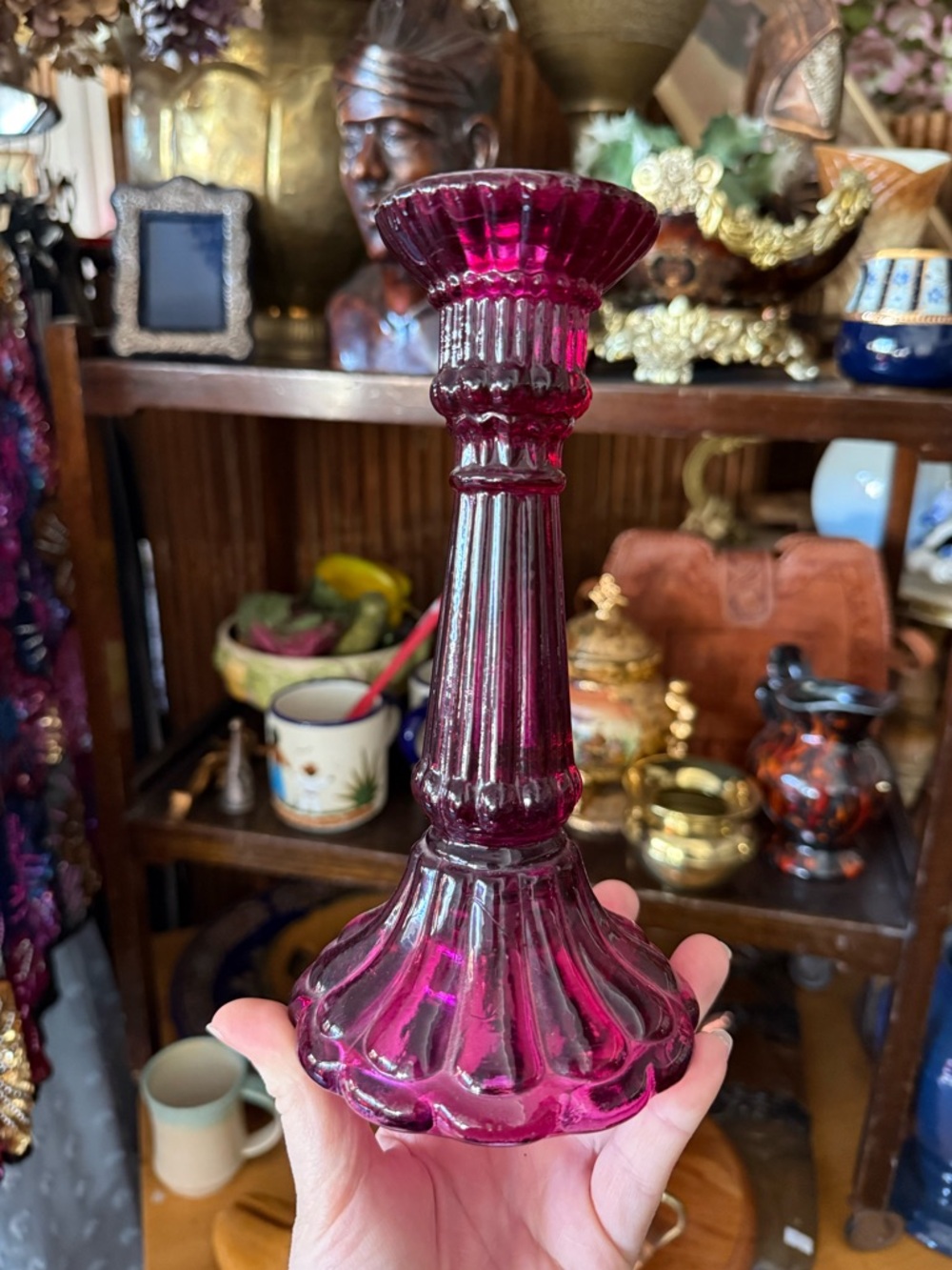 Vintage-Style Fuchsia Glass Candlestick Holder - Elegant Home Accent